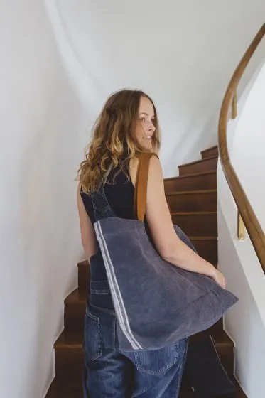 Libeco Shouldersac - The Galloper Navy