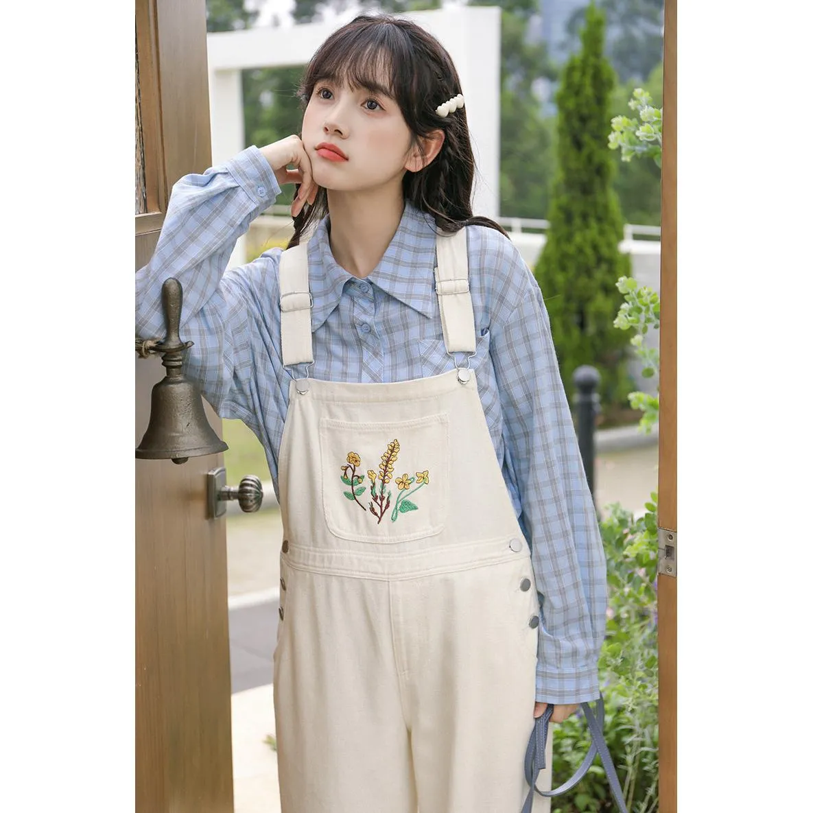 Slimming Embroidery Loose Fit Washed Denim Overalls