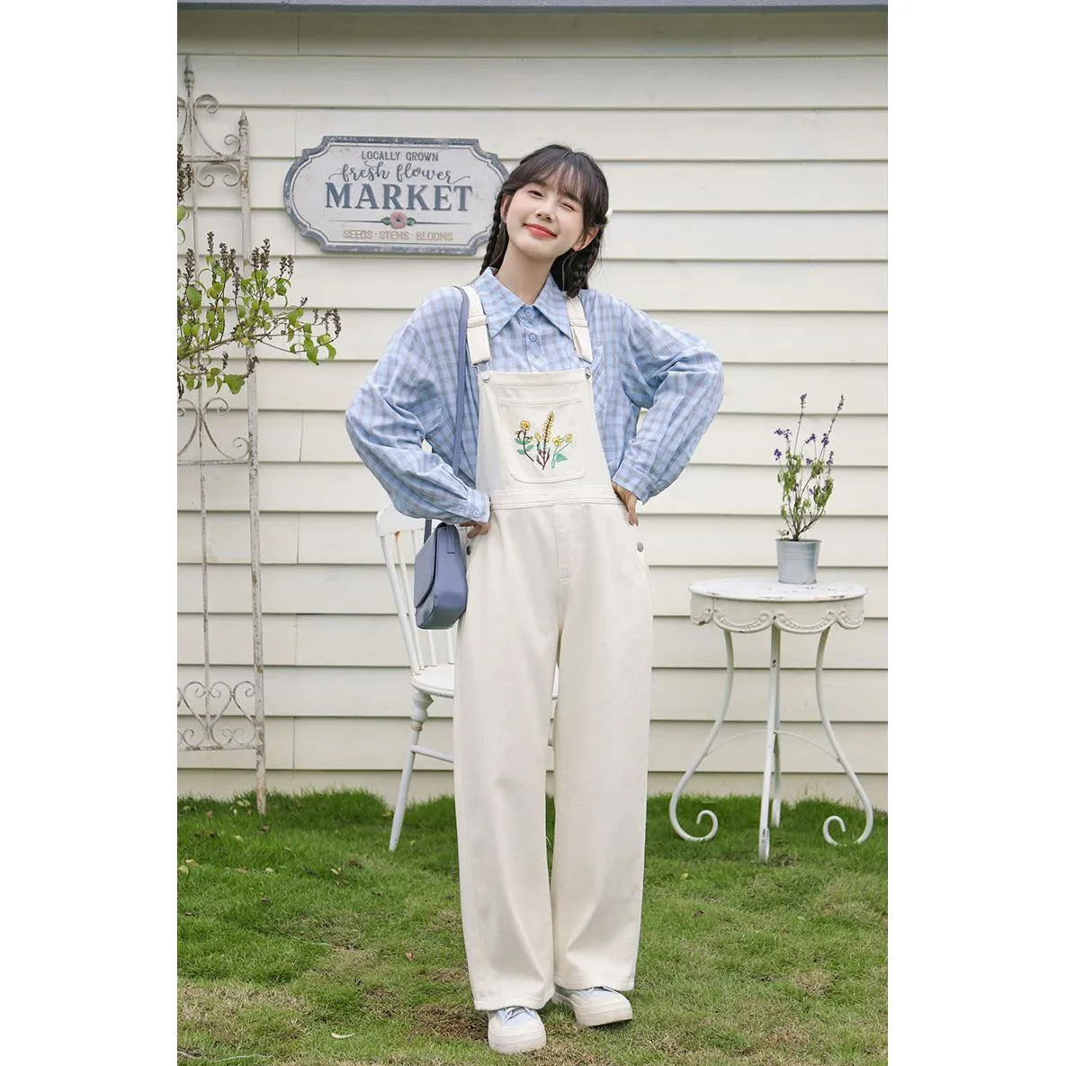 Slimming Embroidery Loose Fit Washed Denim Overalls