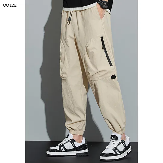 Tapered Zippered Pocket Solid Color Cargo Pants