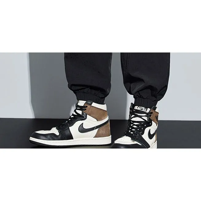 Tapered Zippered Pocket Solid Color Cargo Pants