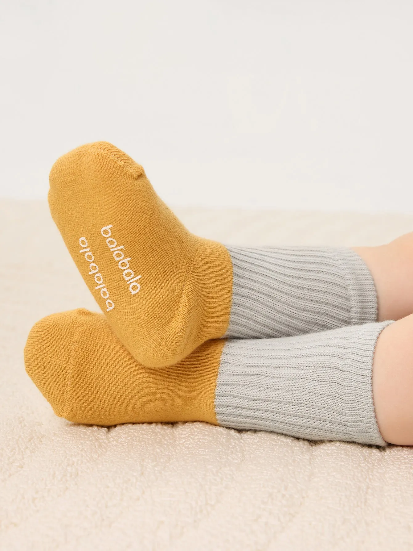 Unisex Baby And Toddler Contrast Cuff Multicolor Socks